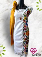 VESTIDO DE LINO BLANCO CON FLORES T-42