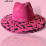 SOMBRERO ARTESANAL DE GAMUZA ROSA
