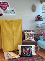 COLCHA ARTESANAL MATRIMONIAL AMARILLA